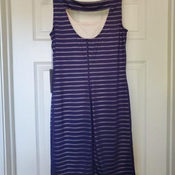 J Lo Dress - Picture 2 of 3